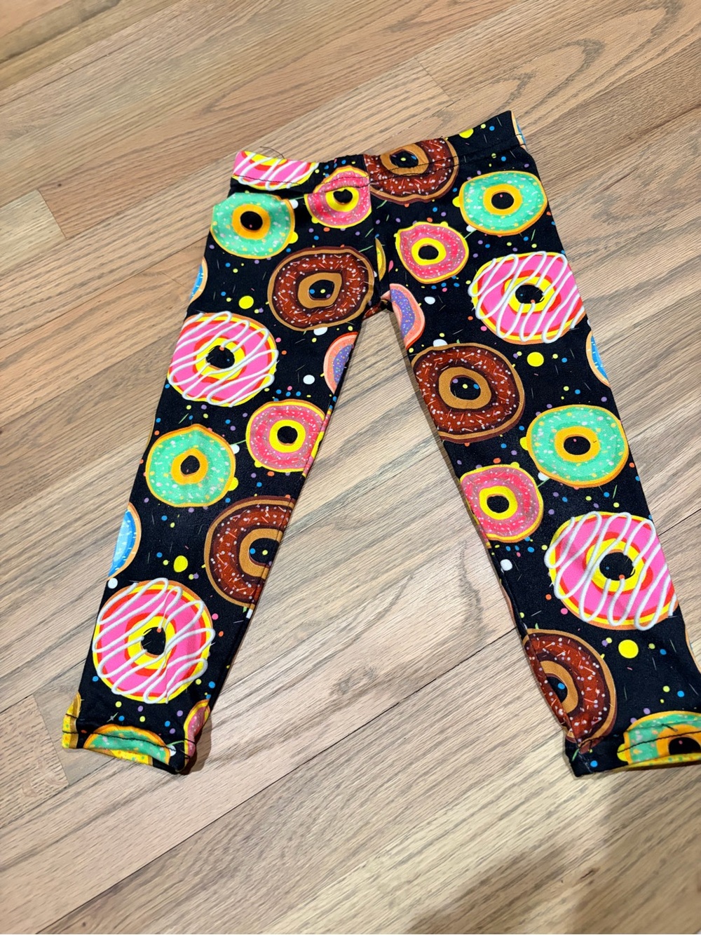Denny’s Dori Creations brand toddler girl donut leggings